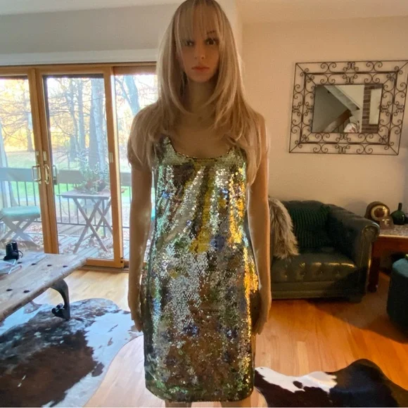 ⭐️ VERSACE— Stunning Sequined Dress, Blue/ Green/Silvery floral. GORGEOUS ! ⭐️ - Picture 9 of 17